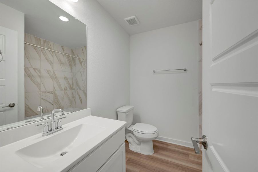 Furnished interior view inside a new home in Magnolia Ridge, Magnolia (Image 12). Furnished interior view inside a new home in Magnolia Ridge, Magnolia (Image 12).