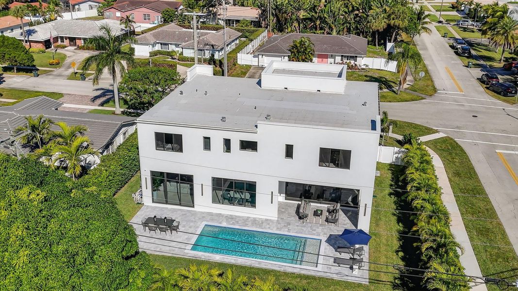 Image 71 of a home in .