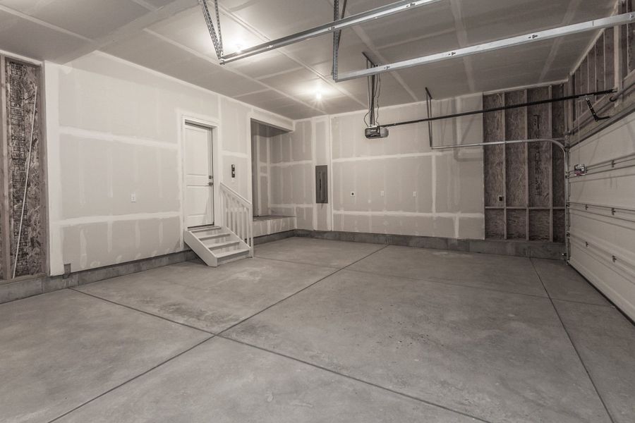 Spacious, unfurnished interior of a new home in Trailside, Timnath (Image 44). Spacious, unfurnished interior of a new home in Trailside, Timnath (Image 44).