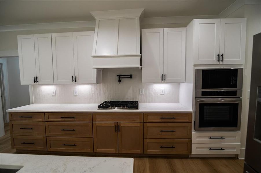 Furnished interior view inside a new home in , Clermont (Image 8).
