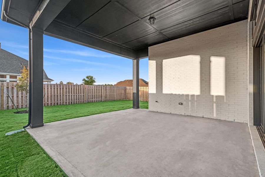 Welcome to The Columbus by David Weekley Homes. Move-In-Ready Now! Welcome to The Columbus by David Weekley Homes. Move-In-Ready Now!