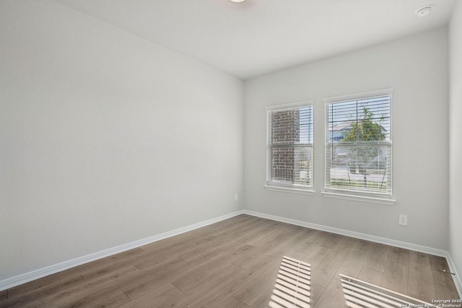 Spacious, unfurnished interior of a new home in Carmel Ranch, Schertz (Image 48). Spacious, unfurnished interior of a new home in Carmel Ranch, Schertz (Image 48).