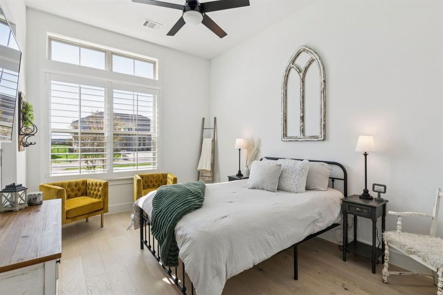 Furnished interior view inside a new home in The Resort on Eagle Mt. Lake, Fort Worth (Image 14). Furnished interior view inside a new home in The Resort on Eagle Mt. Lake, Fort Worth (Image 14).