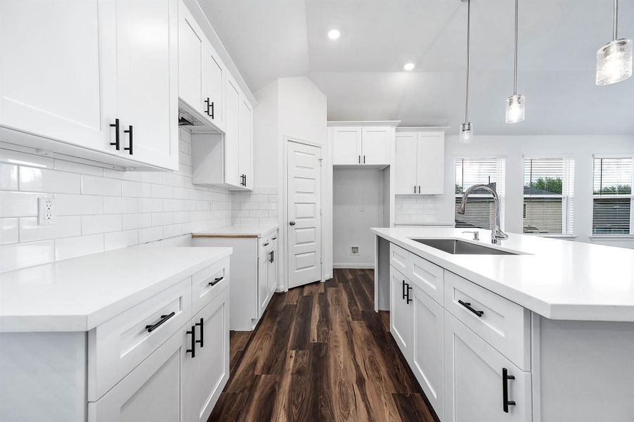 Ample cabinetry and counter top space is a chefs dream. Ample cabinetry and counter top space is a chefs dream.