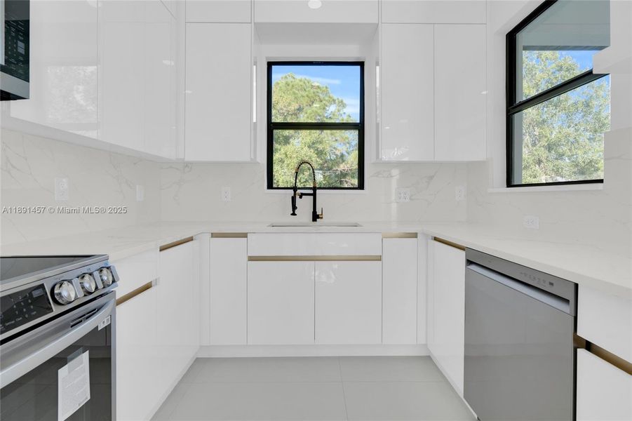 Furnished interior view inside a new home in , Lehigh Acres (Image 10). Furnished interior view inside a new home in , Lehigh Acres (Image 10).