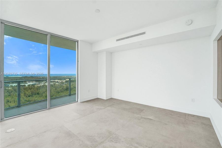 Spacious, unfurnished interior of a new home in , North Miami (Image 26).