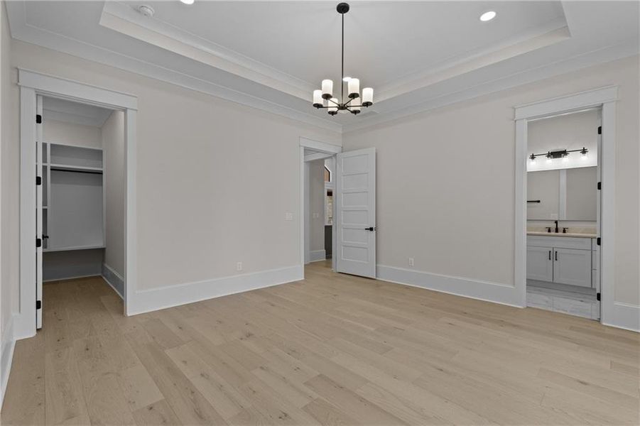 Spacious, unfurnished interior of a new home in , Monroe (Image 91).