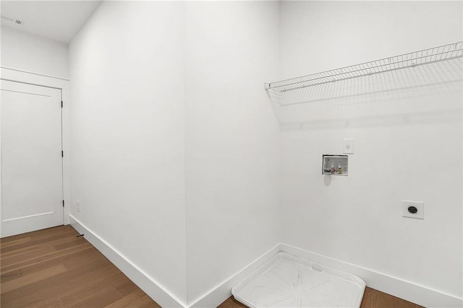 Spacious, unfurnished interior of a new home in , Snellville (Image 14).