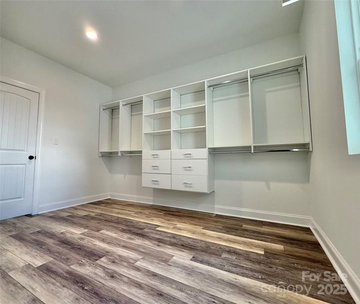 Spacious, unfurnished interior of a new home in , Waxhaw (Image 29). Spacious, unfurnished interior of a new home in , Waxhaw (Image 29).