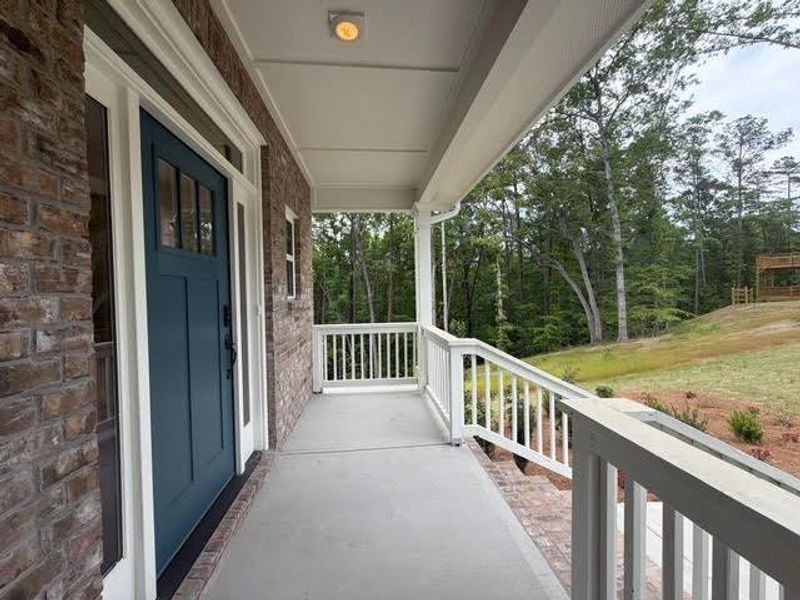 Exterior details and patio area of a home in Tuscany Hills, Douglasville (Image 3).