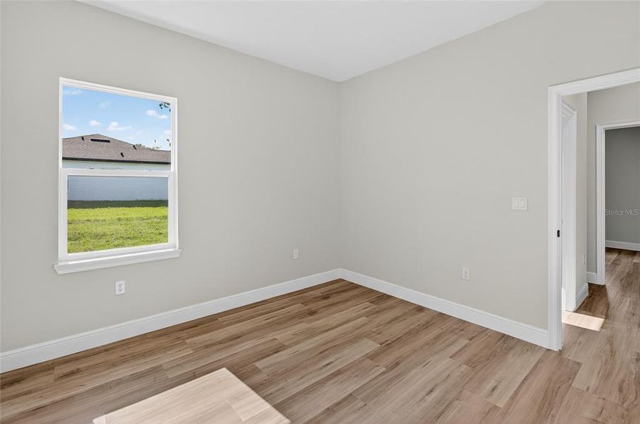 Spacious, unfurnished interior of a new home in , Ocala (Image 23).