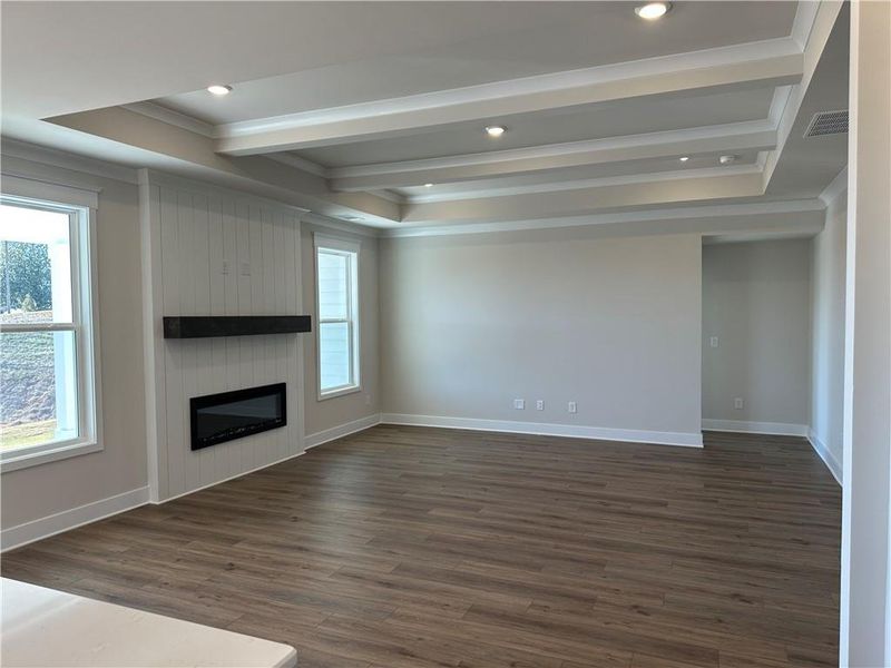 Spacious, unfurnished interior of a new home in Rosewood Lake Preserve, Hoschton (Image 16).