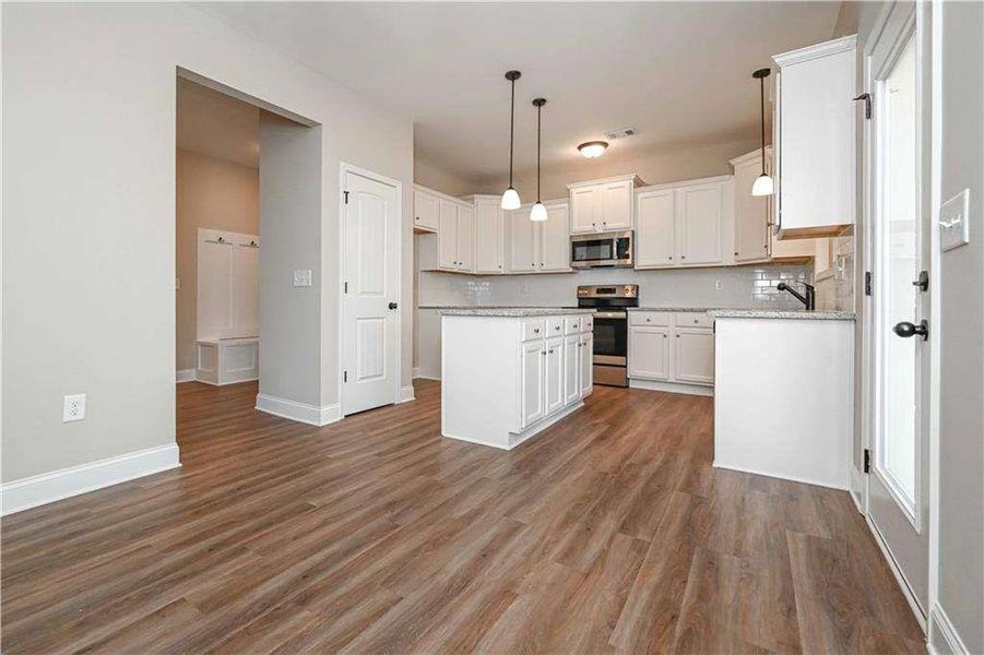 Image 35 of a home in .