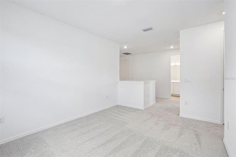 Spacious, unfurnished interior of a new home in Tiburon, Nokomis (Image 36). Spacious, unfurnished interior of a new home in Tiburon, Nokomis (Image 36).