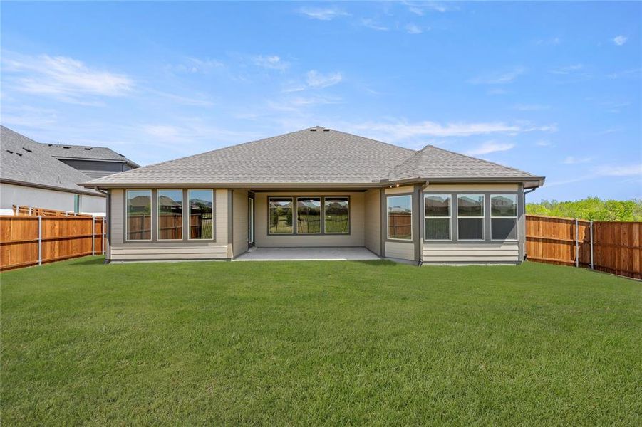 Front exterior of a new home in Somerset Park, Rockwall, TX, highlighting curb appeal (Image 20).