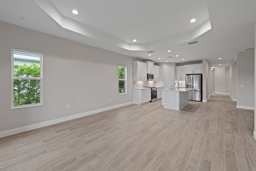 Spacious, unfurnished interior of a new home in Verandah, Fort Myers (Image 23).