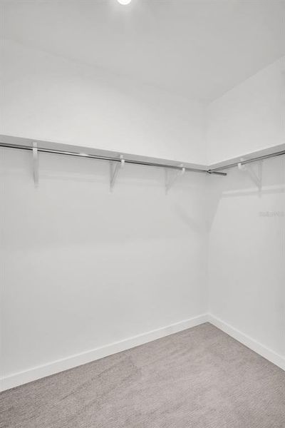 Spacious, unfurnished interior of a new home in , St. Petersburg (Image 23).