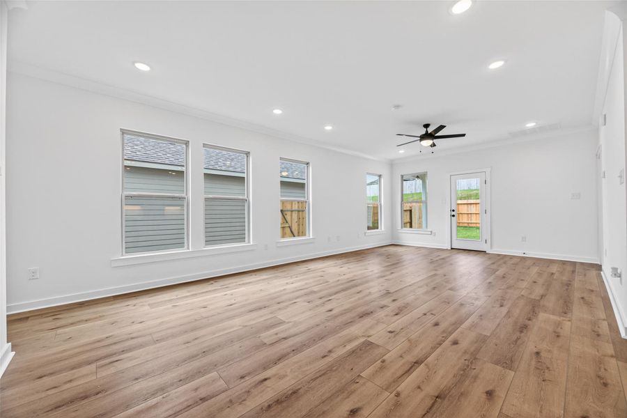 Spacious, unfurnished interior of a new home in Mostyn Springs, Magnolia (Image 36).