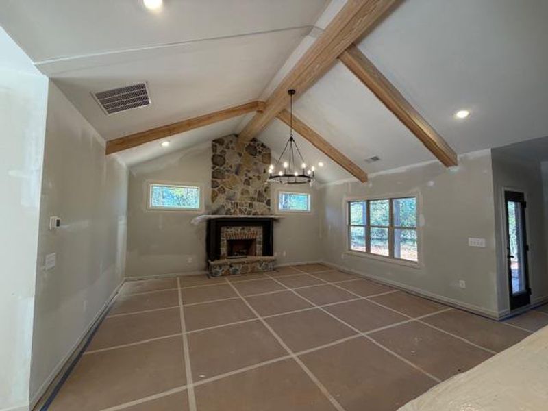 Image 11 of a home in Blackwelder Bluff.