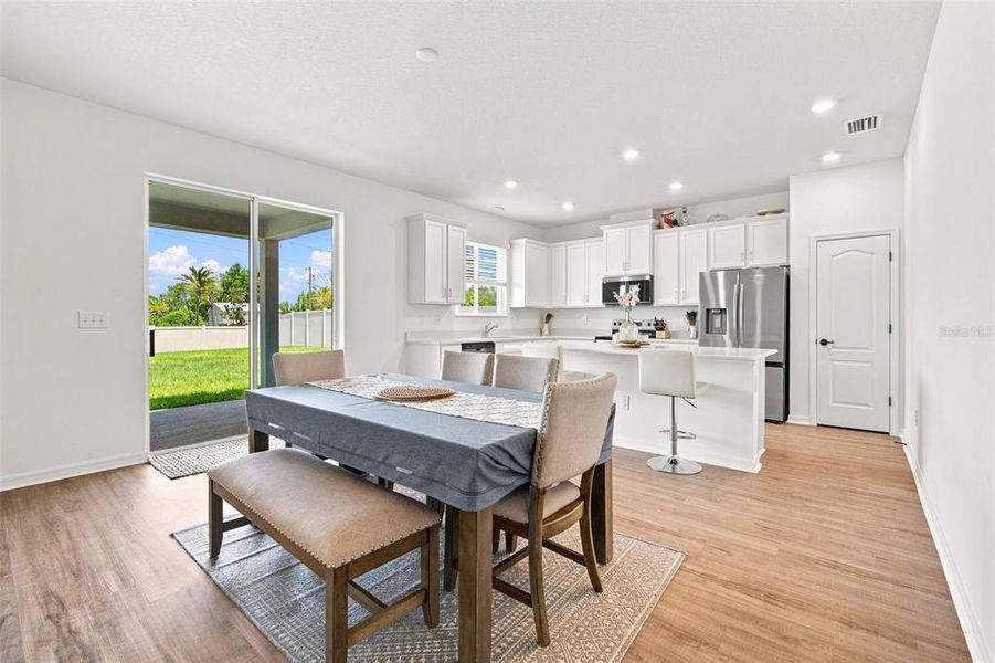 Furnished interior view inside a new home in , Land O' Lakes (Image 51).