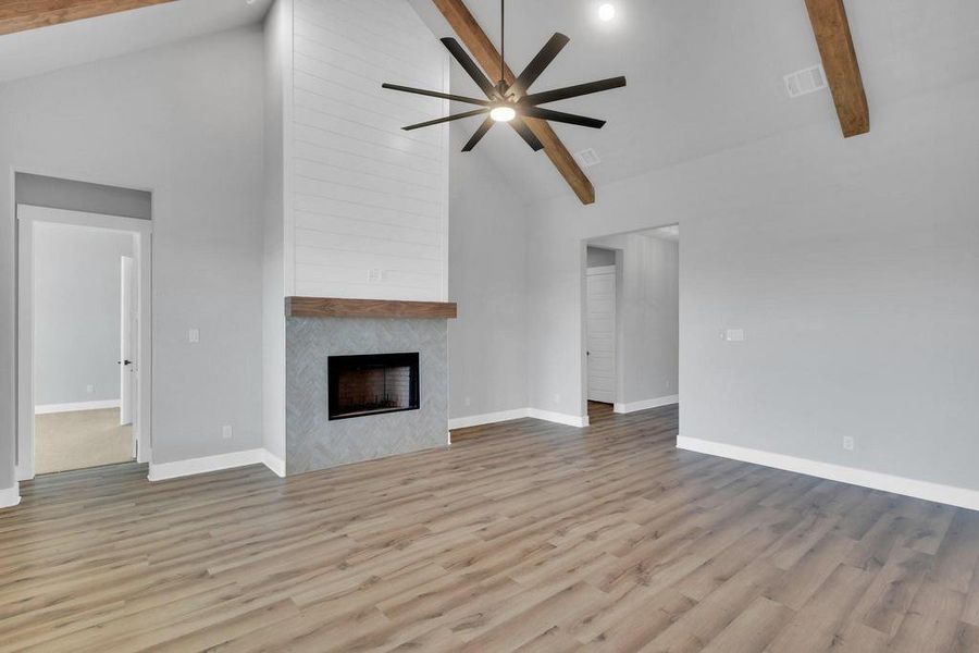 Spacious, unfurnished interior of a new home in , Venus (Image 14).