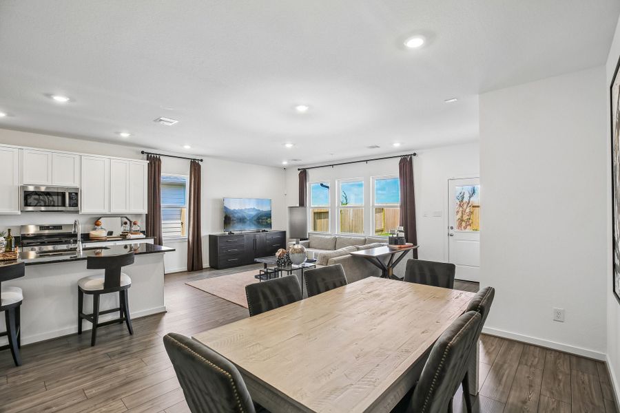 Representative furnished interior of a home built from the Charlton by Taylor Morrison in Mason Woods, Cypress (Image 9).