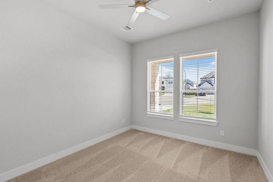Spacious, unfurnished interior of a new home in Beacon Hill, Waller (Image 12).