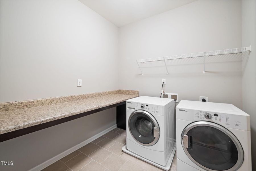 16-web-or-mls-20 Ava (120 of 120) 16-web-or-mls-20 Ava (120 of 120)