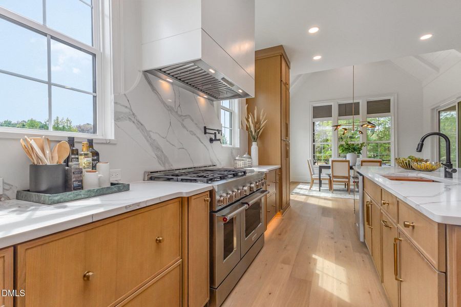 027_kv0a8624-edit_830 027_kv0a8624-edit_830