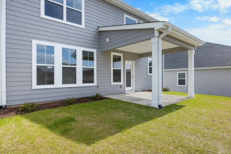 Exterior details and patio area of a home in Tillery Park, Grovetown (Image 4).