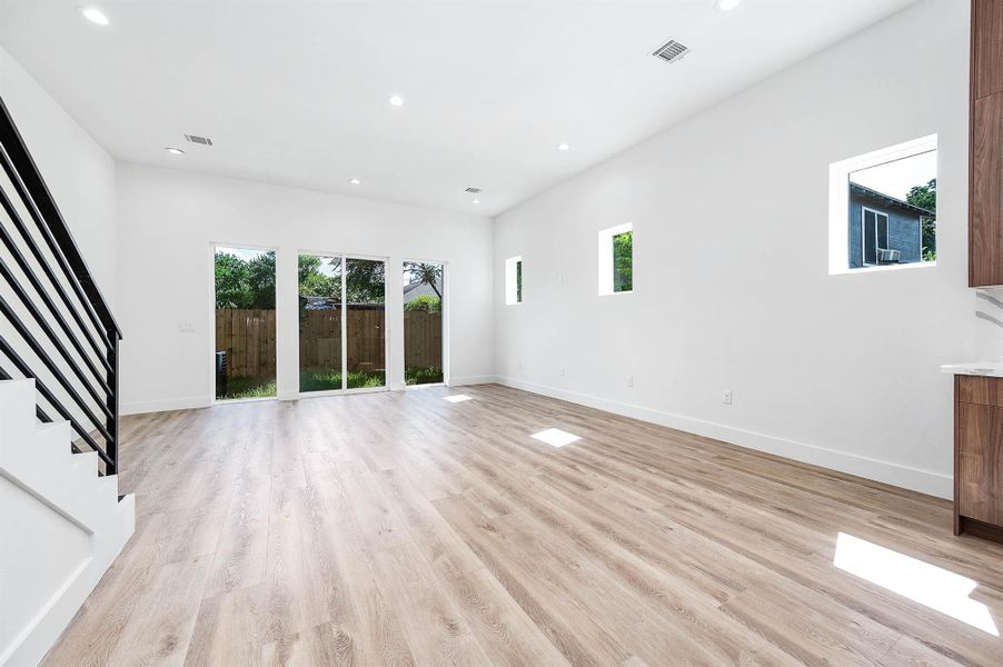 Dining Room/Living Room