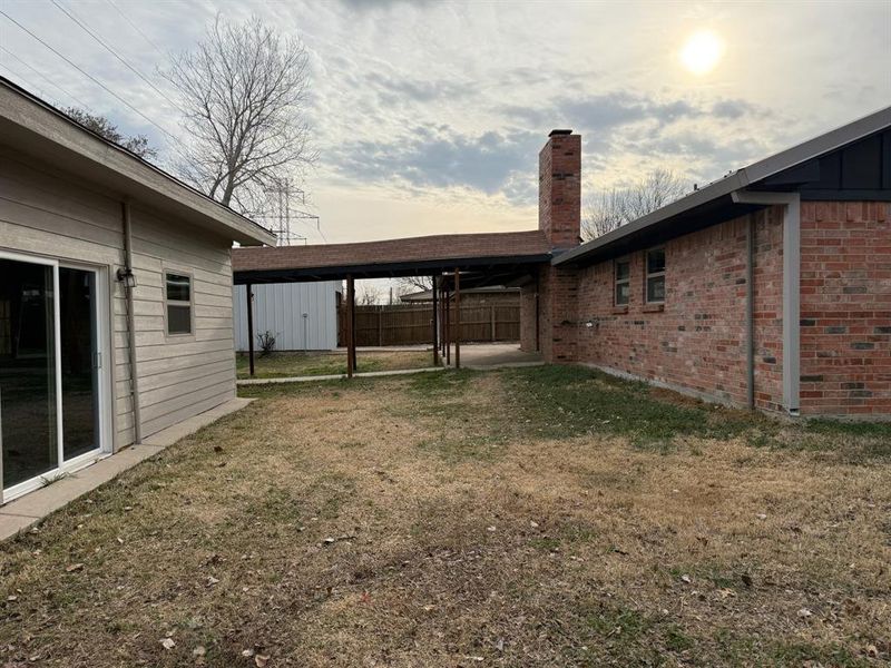 Exterior details and patio area of a home in , Joshua (Image 25).