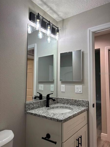 Furnished interior view inside a new home in , Dunnellon (Image 12).