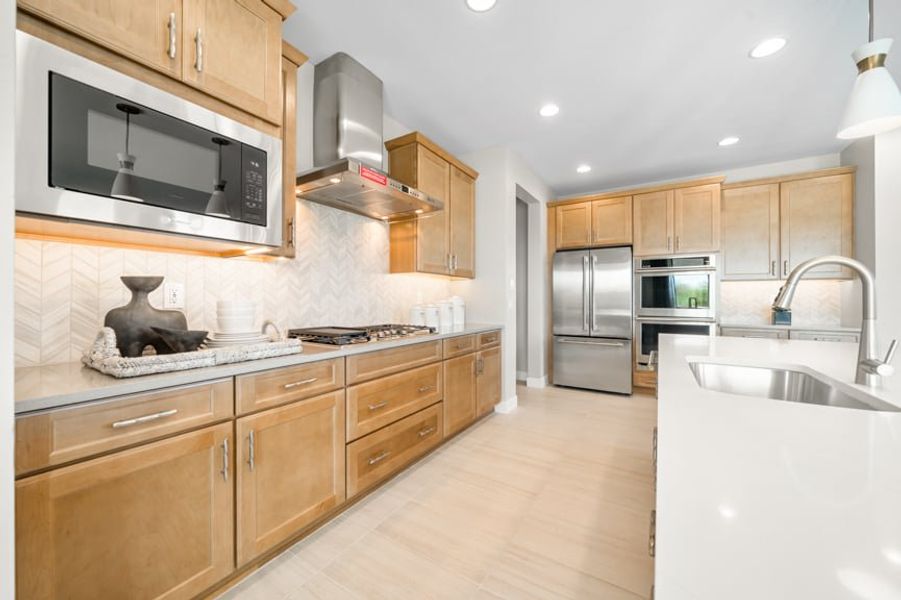 Representative furnished interior of a home built from the Sunrise by Taylor Morrison in Ovation at Meridian 55+, Queen Creek (Image 12).