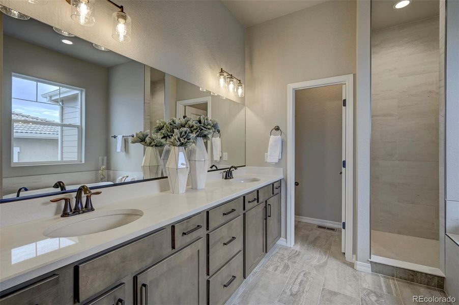 Furnished interior view inside a new home in , Colorado Springs (Image 26).