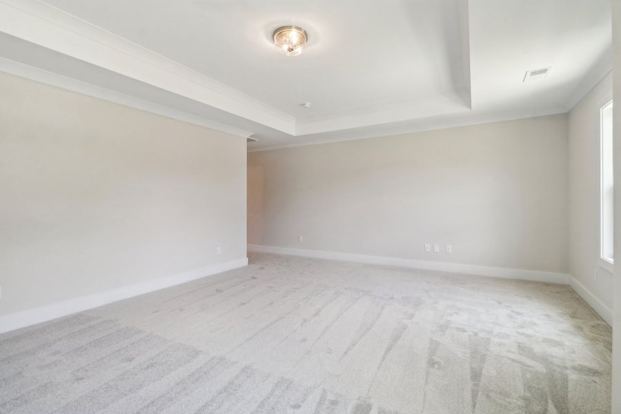 Representative unfurnished interior of a home built from the Collin II by Great Southern Homes in Cross Creek Golf Club, Seneca (Image 41). Representative unfurnished interior of a home built from the Collin II by Great Southern Homes in Cross Creek Golf Club, Seneca (Image 41).