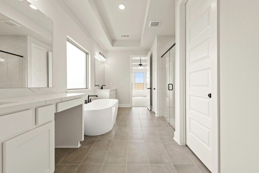 Representative image. Features, specifications, selections and colors may vary.