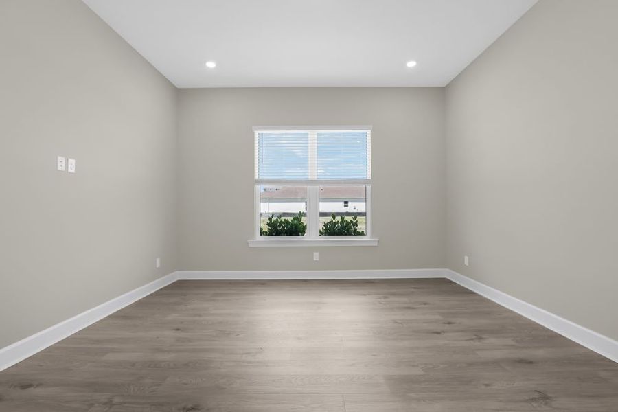 Spacious, unfurnished interior of a new home in Esplanade at Starling, Punta Gorda (Image 16). Spacious, unfurnished interior of a new home in Esplanade at Starling, Punta Gorda (Image 16).