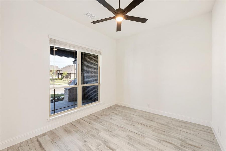 Spacious, unfurnished interior of a new home in Silo Mills, Joshua (Image 22). Spacious, unfurnished interior of a new home in Silo Mills, Joshua (Image 22).