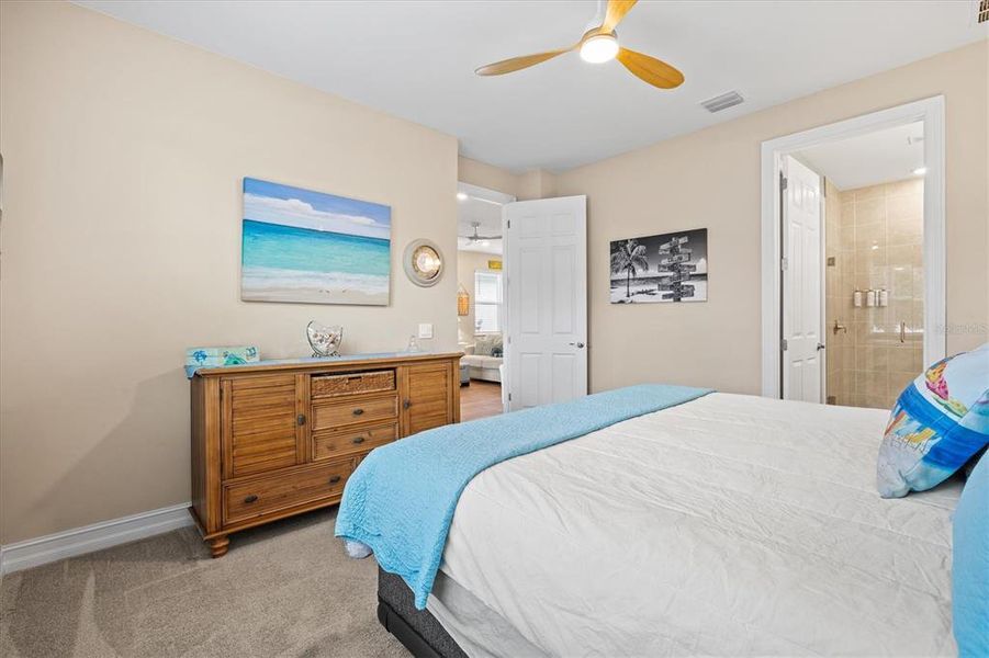 Furnished interior view inside a new home in , Venice (Image 7).