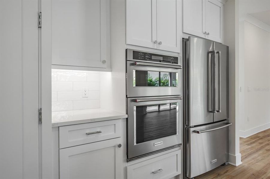 Close-up of interior finishes inside a home in , Palm Harbor (Image 17).