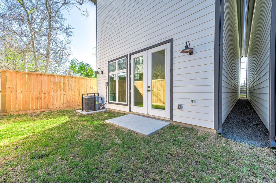 Exterior details and patio area of a home in , Houston (Image 4). Exterior details and patio area of a home in , Houston (Image 4).