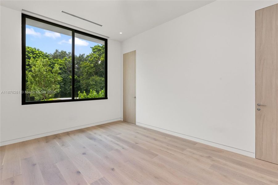 Spacious, unfurnished interior of a new home in , Southwest Ranches (Image 22).