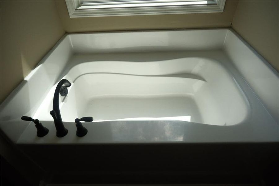 Close-up of interior finishes inside a home in , Gainesville (Image 6).