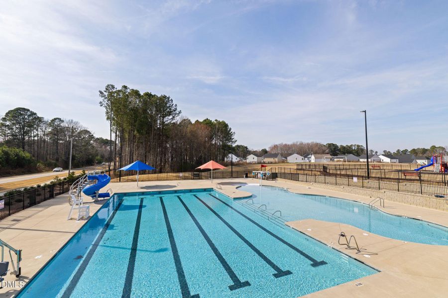 61-web-or-mls-544-Barrington-Row-61