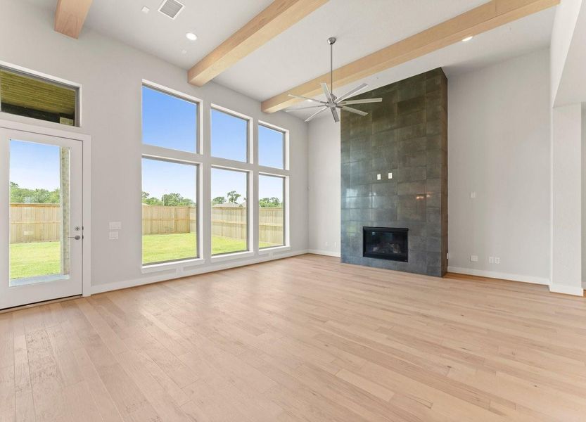 Spacious, unfurnished interior of a new home in Fulshear Lakes 70’s, Fulshear (Image 18). Spacious, unfurnished interior of a new home in Fulshear Lakes 70’s, Fulshear (Image 18).