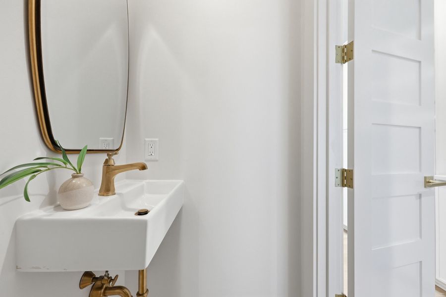 Image 75 of a home in .