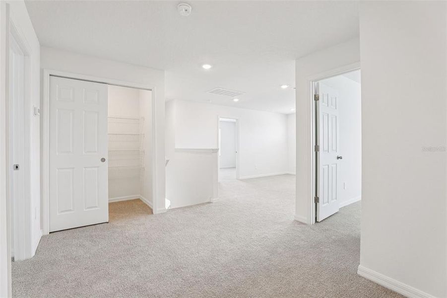 Spacious, unfurnished interior of a new home in The Meadow at Crossprairie, St. Cloud (Image 23).