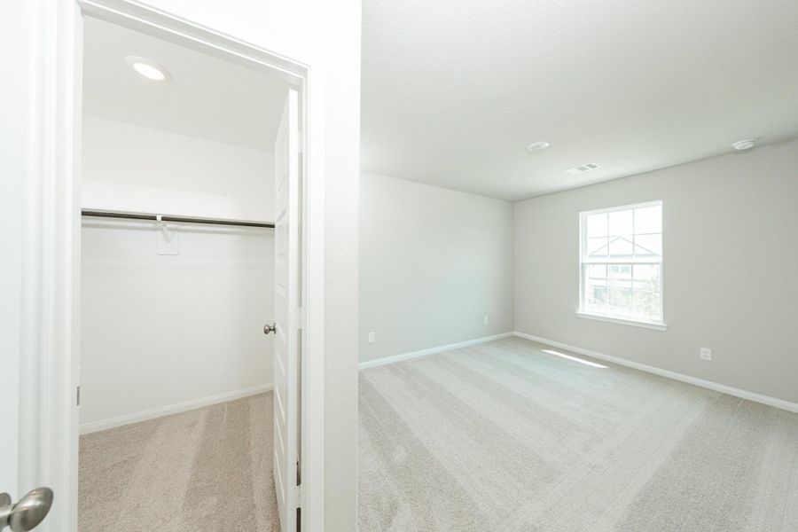 Spacious, unfurnished interior of a new home in Cliffstone Hills, Conroe (Image 18). Spacious, unfurnished interior of a new home in Cliffstone Hills, Conroe (Image 18).