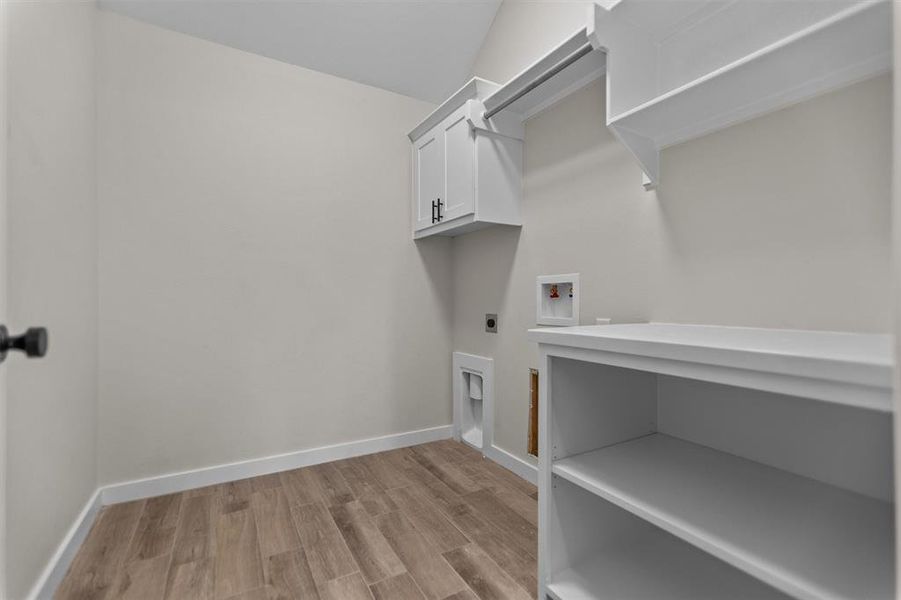 Spacious, unfurnished interior of a new home in , Lindale (Image 30).